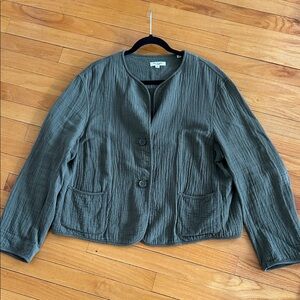 Max Studio lightweight green jacket